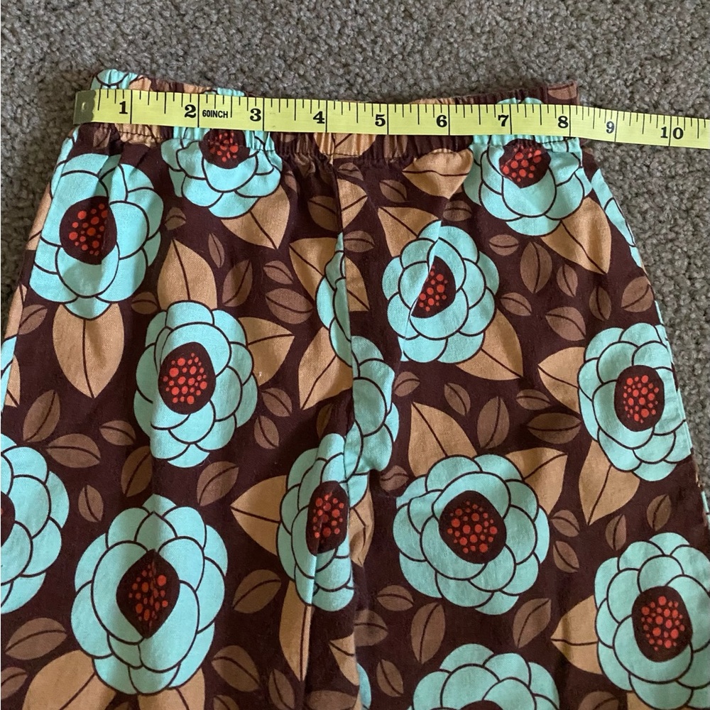 Floral Patterned Ruffle Pants - Picture 5 of 7